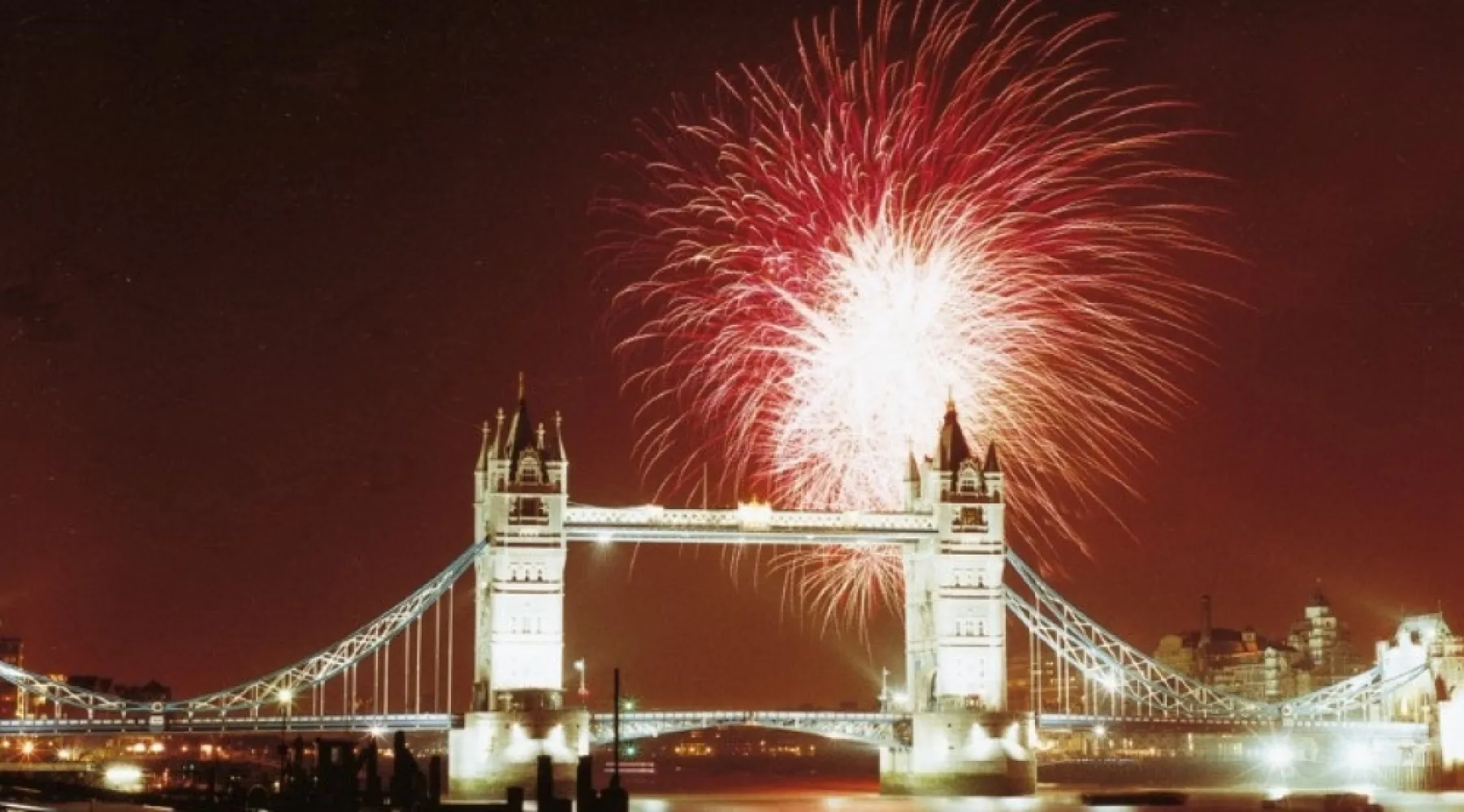 Firework displays London bridge